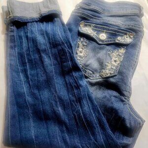 Wallflower The Luscious Curvy Fit NWOT!!!!!!